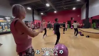 Zumba inspiré de la Coupe du Monde de la FIFA 🤩🎉⚽️ #zumba #fifaworldcup2022 #shorts #worldgymquebec