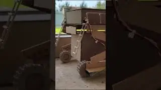 Straddle Carrier -  Machinery for heavy industry