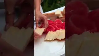 Видеодайджест с разными способами сервировки и подачи летних угощений прямо с бахчи 🍈🍉