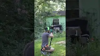 Shooting from a kneeling position #bowhunting #traditionalarchery #nature #blackhunter