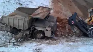 Карьерные грузовики ! на убой