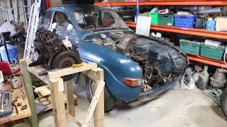 Restoring my 1976 Saab 96L part 2. The engine has been revmoved.