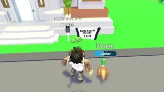 GIVING MY PASSWORD TO A FAKE ADOPT ME GAME TO GET FREE PETS?.. (SCAMMED?)
