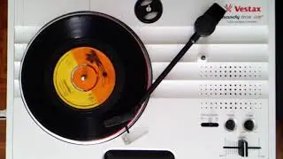 KINGSTONIANS - KISS A FINGER