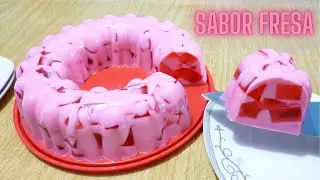 Gelatina de mosaico sabor fresa, súper fácil!