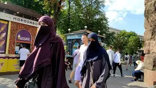 Kiev summer walk, beautiful Ukrainian girls. Kyiv streets