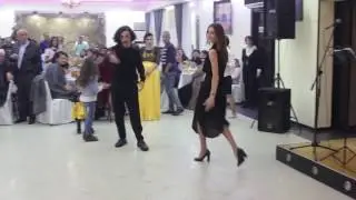 cekva cdo besarion chanqselianis shesrulebit (грузинский танец на свадьбу)