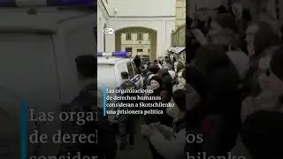 A la cárcel por reemplazar etiquetas por mensajes de paz