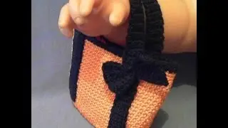 ВЯЗАНАЯ КРЮЧКОМ СУМКА сумочка для куклы вяжем по схемам