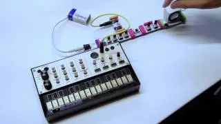 Sequencing the littleBits Synth Kit with the Korg Volca Keys