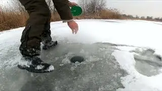 ЩУКИ РВУТ ЖИВЦА поклевки под водой