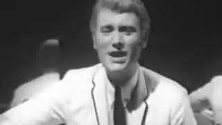Johnny Hallyday - Pour Moi La Vie Va Commencer