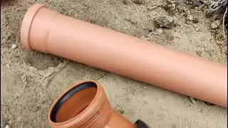 Обустройство утеплëнных труб в септик из дома.