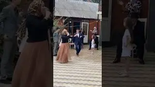 Аксакал танцует лезгинку ( Ингушетия) 