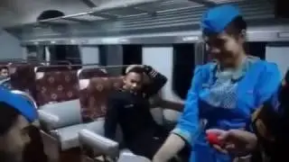VIRAL.. Pramugari CANTIK !! GA SADAR PEGANG TITIT.