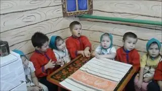 Не красна изба углами