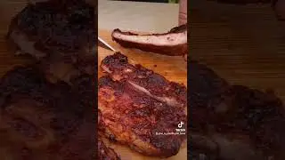 NO VIVES DE ENSALADA 🤣 #comida #food #recipe #carne #humor #comedia #simpsons #