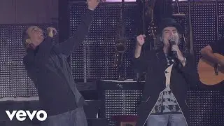 Joan Manuel Serrat, Joaquín Sabina - Fiesta