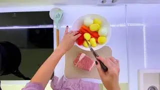 Картофель тушёный с мясом и овощами просто пальчики оближешь