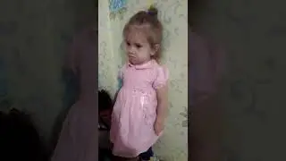 Как Ксюша удивляется))