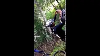 Fazendo pose pra foto - trilha bike