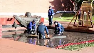 Торжественная  церемония профилактики Вечного огня на Могиле Неизвестного солдата