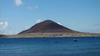 Fotos de: Islas Canarias - Tenerife - La Montaña Roja - El Médano