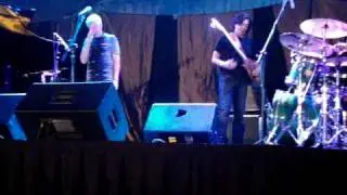 Yellow Jackets Live in Manila 1
