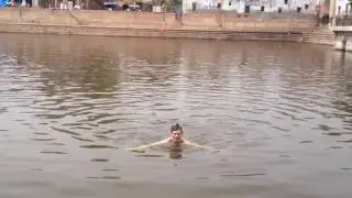 Омовение в Радха Кунде меняет судьбу