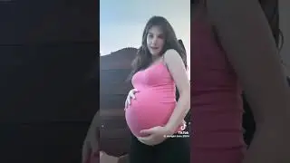 Showing off 🤰🩷