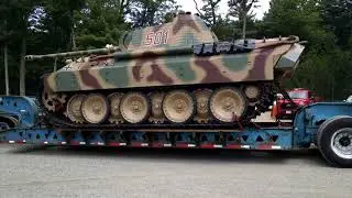 Tank Arrival - Collings Foundation