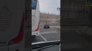 господа, ездите по правилам