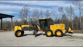 2019 DEERE 772GP