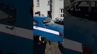 #Volha #Carevna #GAZ M-21v barvách Veřejné bezpečnosti používaných do roku 1975 #classiccar #Волга