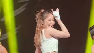 EVERGLOW EU Tour - Berlin Vlog