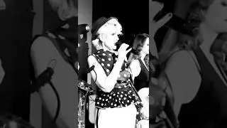 #jazzcover #джазбэнд #вджазетолькодевушки