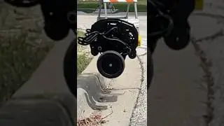 This Robot can JUMP! #shorts