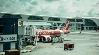 Happy  Trip/ Air Asia  Airlines KLIA 2 Malaysia