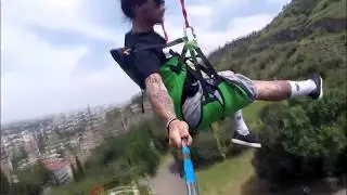 Zip Line in Tbilisi, Georgia Zip Line в Тбилиси, Грузии для экстремалов
