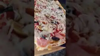 Как положено делим поровну!!! 😁Домашняя еда и не только. Русская пицца.