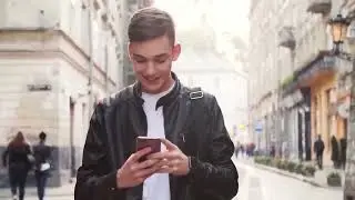ELON MUSK REVELA O CELULAR INCRÍVEL DA TESLA ADEUS IPHONE