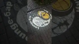 Уличный проектор для рекламы