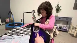 Luella’s Guitar Practice Session 🎸 | Music in Progress! 🎶 #guitarlessons #guitarpractice