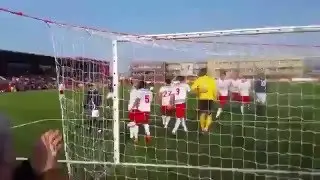 Ван дер Сар отбивает пенальти в игре с любителями