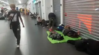 Ночь в Аэропорту Бергамо Night in airport Bergamo. Shock