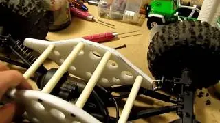 Custom Crawler Chassis for the Axial Wraith