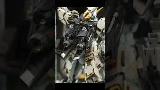 MG v - Gundam Custom 