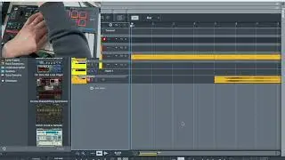 Nektar Impact LX Mini controlling a 'Reason 12 session'