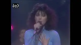 Cristal Oskuro - Aún No Ha Llegado El Día (Studio Performance '88)