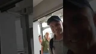 в  Москву друзья